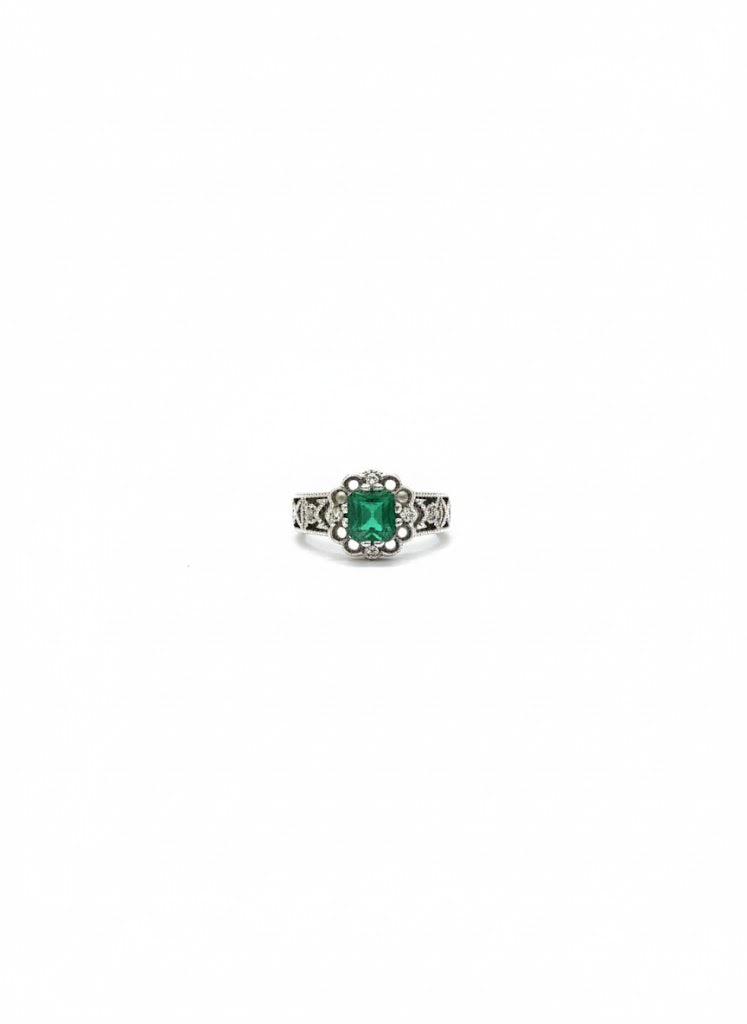 Men’s Ring with Green Stone – Classic