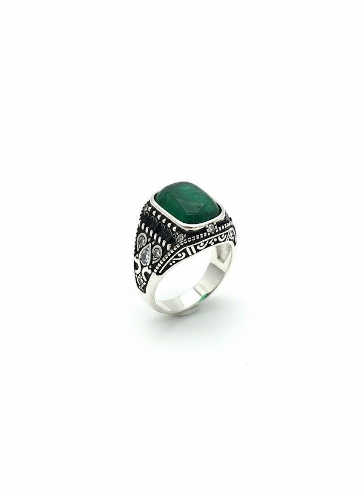 Men’s Ring with Green Stone – New Arrival