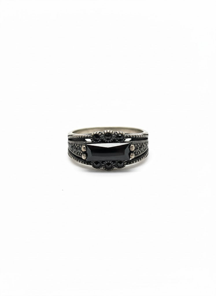 Men’s Black Stone Ring – Minimal