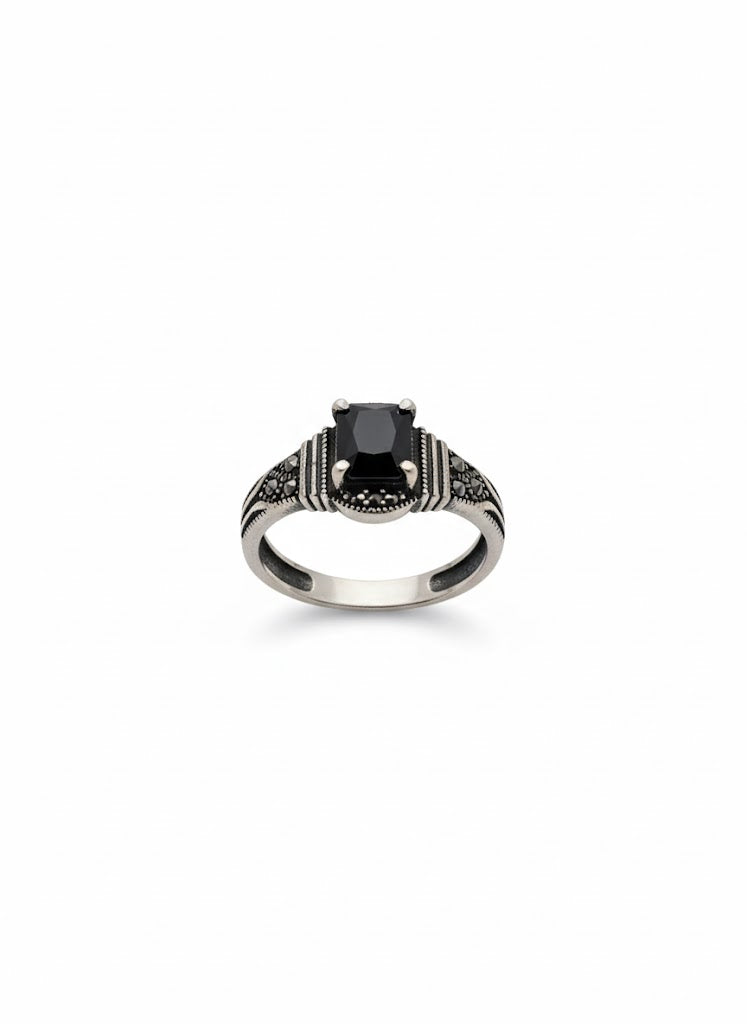 Basic Men’s Black Stone Ring