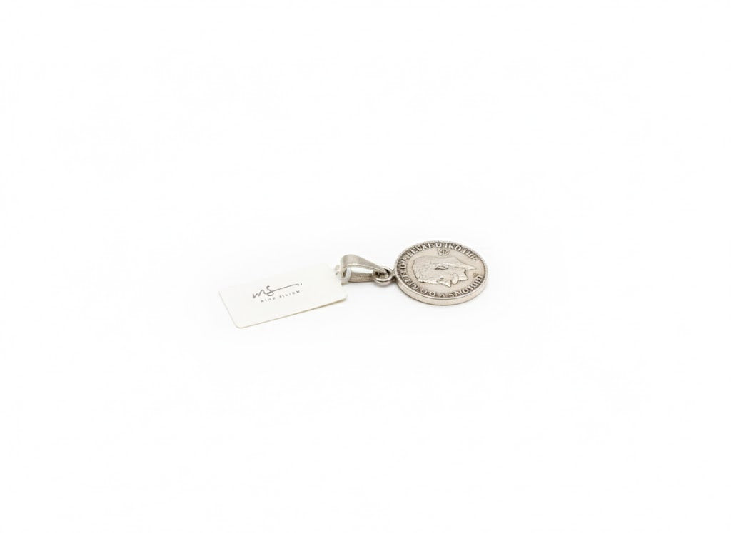 Queen Pendant – Sterling Silver 925