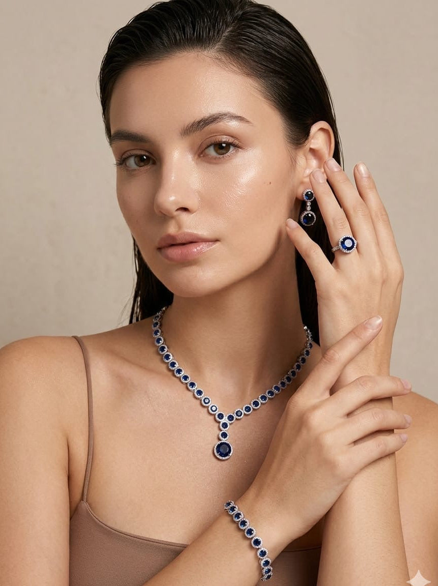 طقم مجوهرات من الكريستال الأزرق الملكي المستدير – قلادة، أقراط، سوار وخاتم