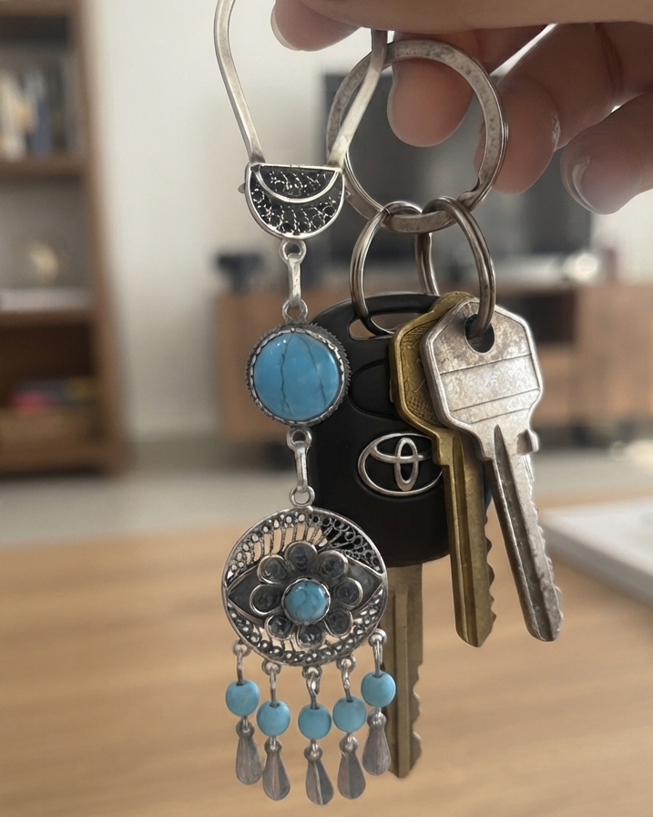 Lady Egyptian Silver Medal Keychain with Stones – Best Seller