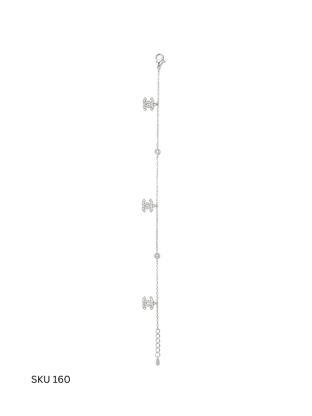 A sleek CC-style anklet crafted from Italian 925 sterling silver with platinum plating. Clean lines and polished finish make it a versatile everyday accessory.