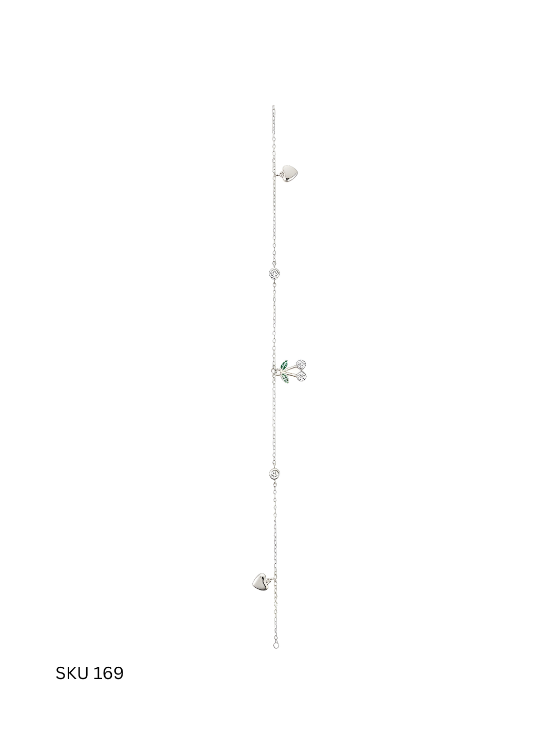 A timeless anklet crafted from Italian 925 sterling silver and finished with platinum plating. Its clean, elegant design makes it a versatile staple for any jewelry collection.