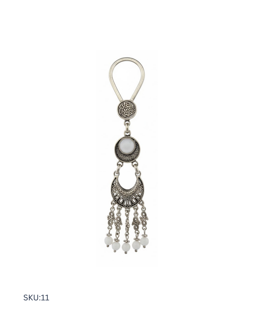 A refined lady’s silver medal keychain crafted from authentic Egyptian silver with 800 purity. Designed in a modern Western style, this premium piece combines elegance and durability, making it a sophisticated accessory for everyday use or a thoughtful gift for her.