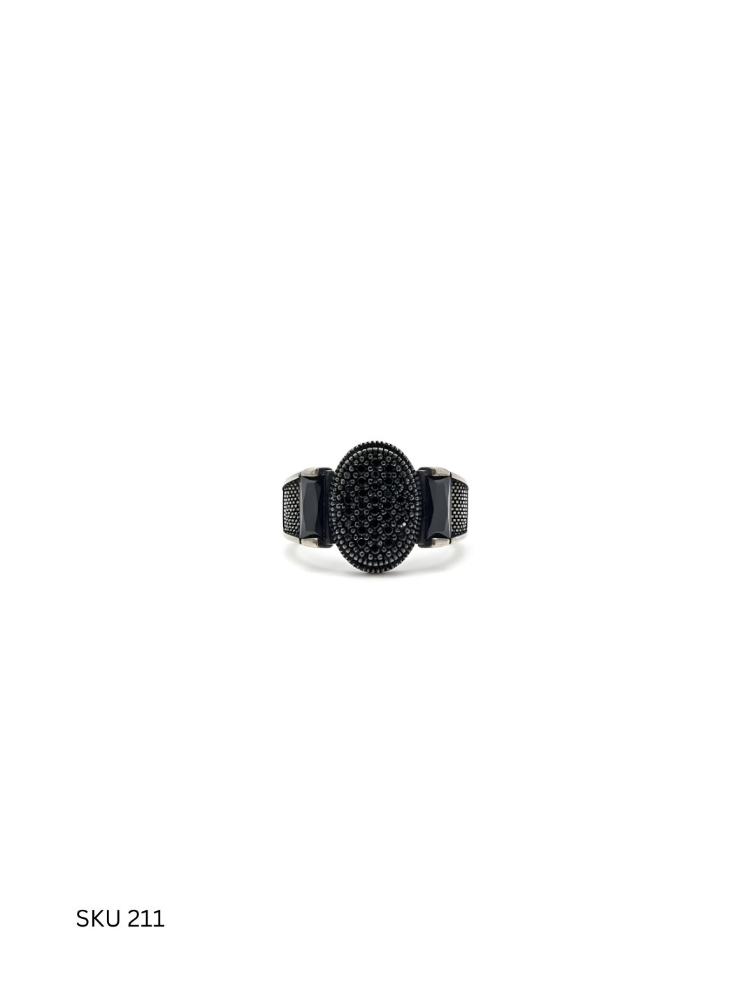 A versatile men’s ring crafted from Turkish 925 sterling silver with a black stone. Offered in multiple sizes for comfort and everyday wear.