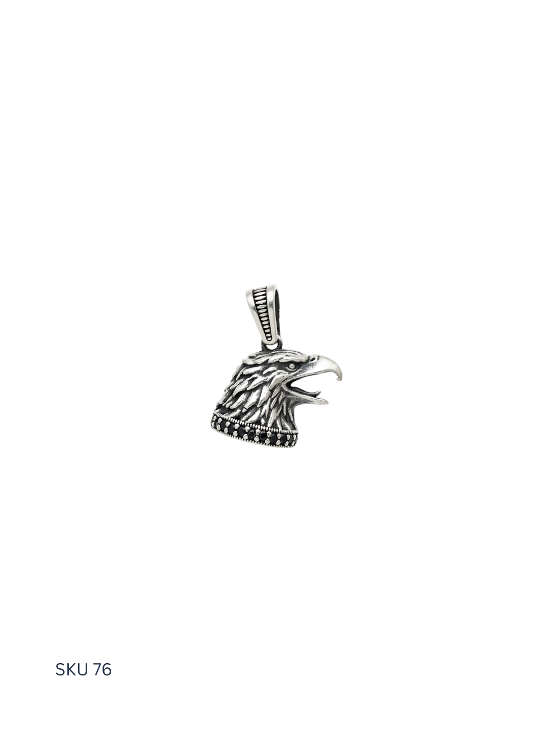 Inspired by power and freedom, this Turkish sterling silver (925) falcon pendant embodies precision craftsmanship and strong masculine symbolism.