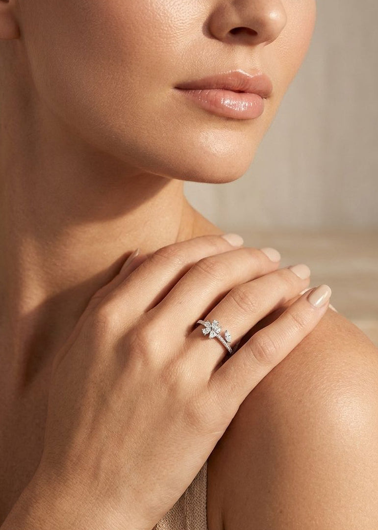 Floral Rose Ring – Platinum Plated 925 Silver